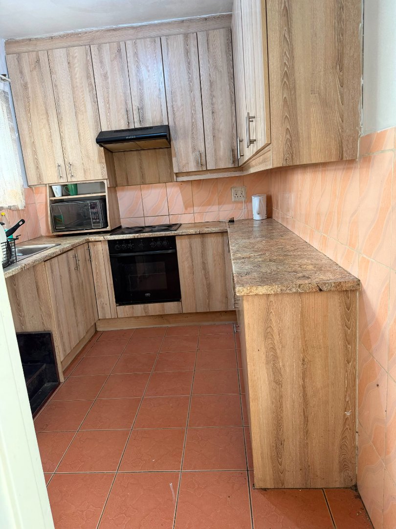 1 Bedroom Property for Sale in Gardens Western Cape